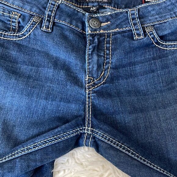 SILVER JEANS AIKO MID SLIM BOOT - Picture 3 of 12